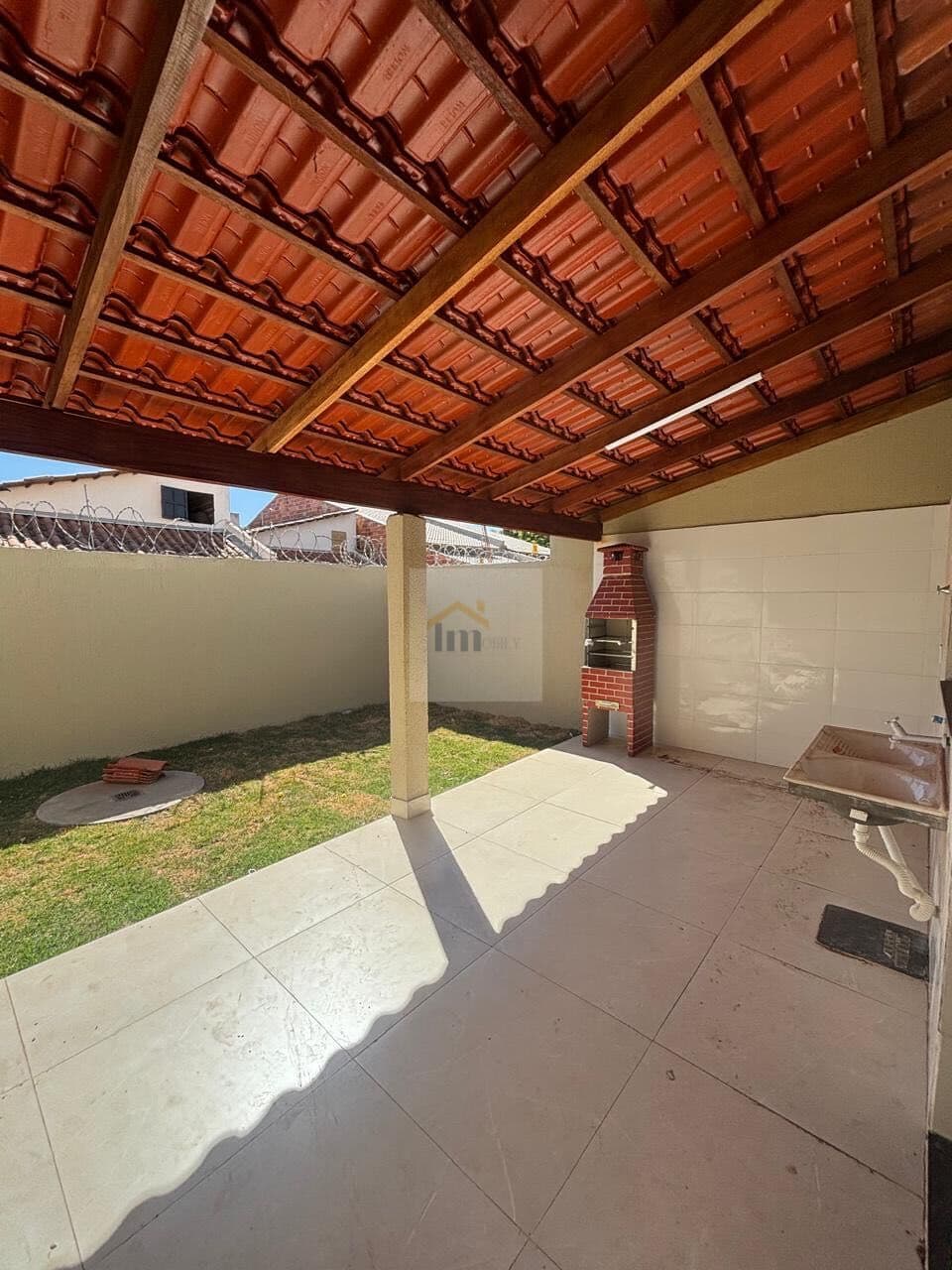 Casa Padrão com ENTRADA REDUZIDA. USE SEU FGTS casa na região do setor Garavelo