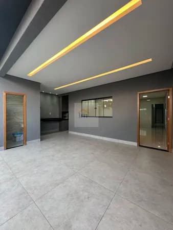 Casa Padrão ENTRADA REDUZIDA. Condições especiais para financiamento Conheça Agora Casa próximo a Av Rio verde