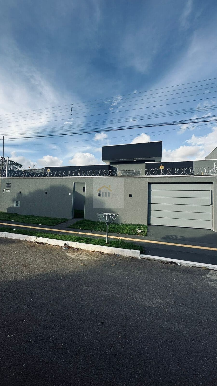 Casa Padrão OPORTUNIDADE ZERO ENTRADA - FINANCIE DIRETO COM O BANCO - CONDIÇÕES ESPECIAIS PARA FINANCIAMENTO - CASA 3 QUARTOS PROXIMO AO CENTRO DE APARECIDA DE GOIÂNIA