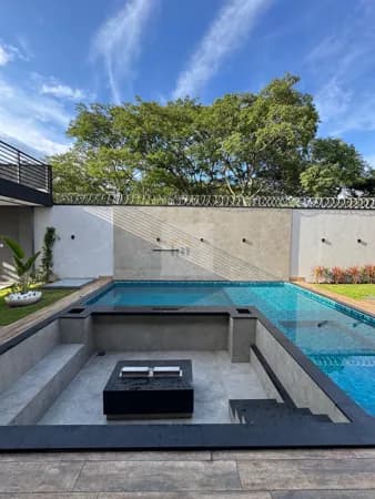 Casa Alto Luxo sozinha no lote na região Noroeste Padrão Condomínio Fechado