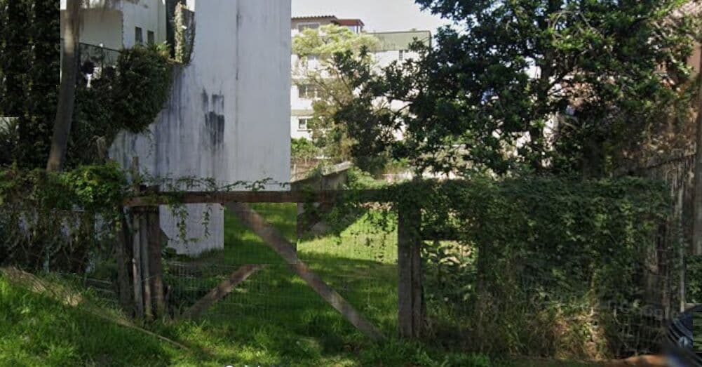 Terreno em localização MARAVILHOSA, junto ao Barra Shopping e Pontal , bairro Cristal em Porto Alegre RS