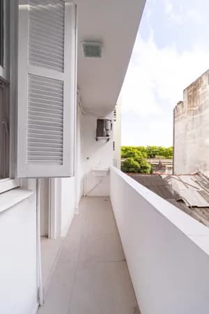 Apartamento 2 dormitórios, Sacada/área externa, Centro Histórico de Porto Alegre