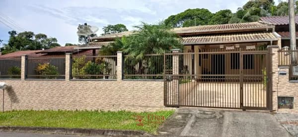 Casa a venda em Indaial/SC