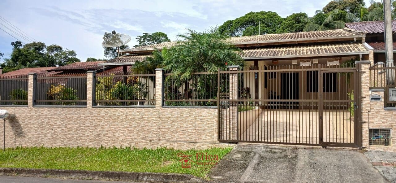 Casa a venda em Indaial/SC