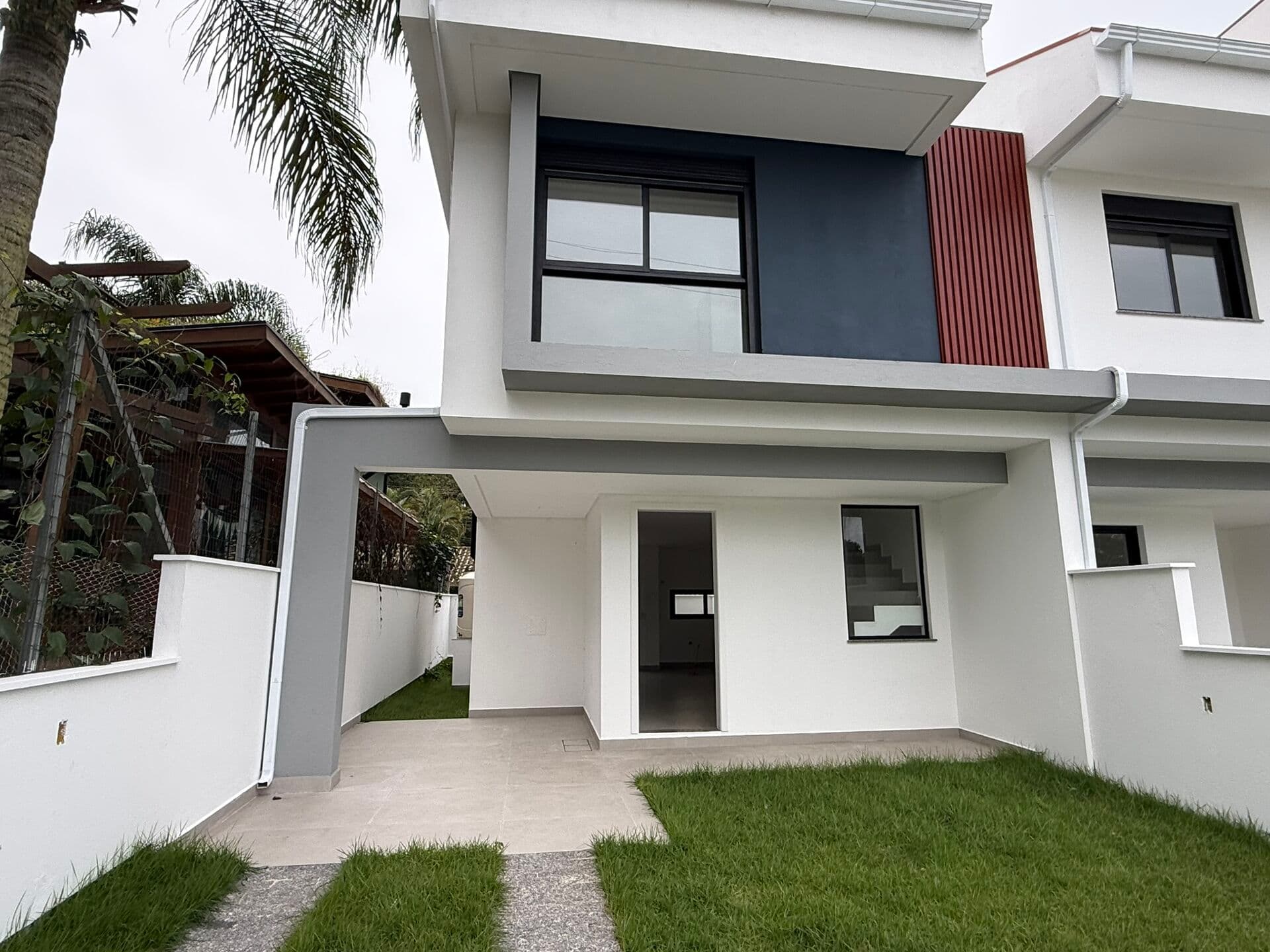 Sua Nova Vida Começa Aqui – Casa de Alto Padrão no Campeche!