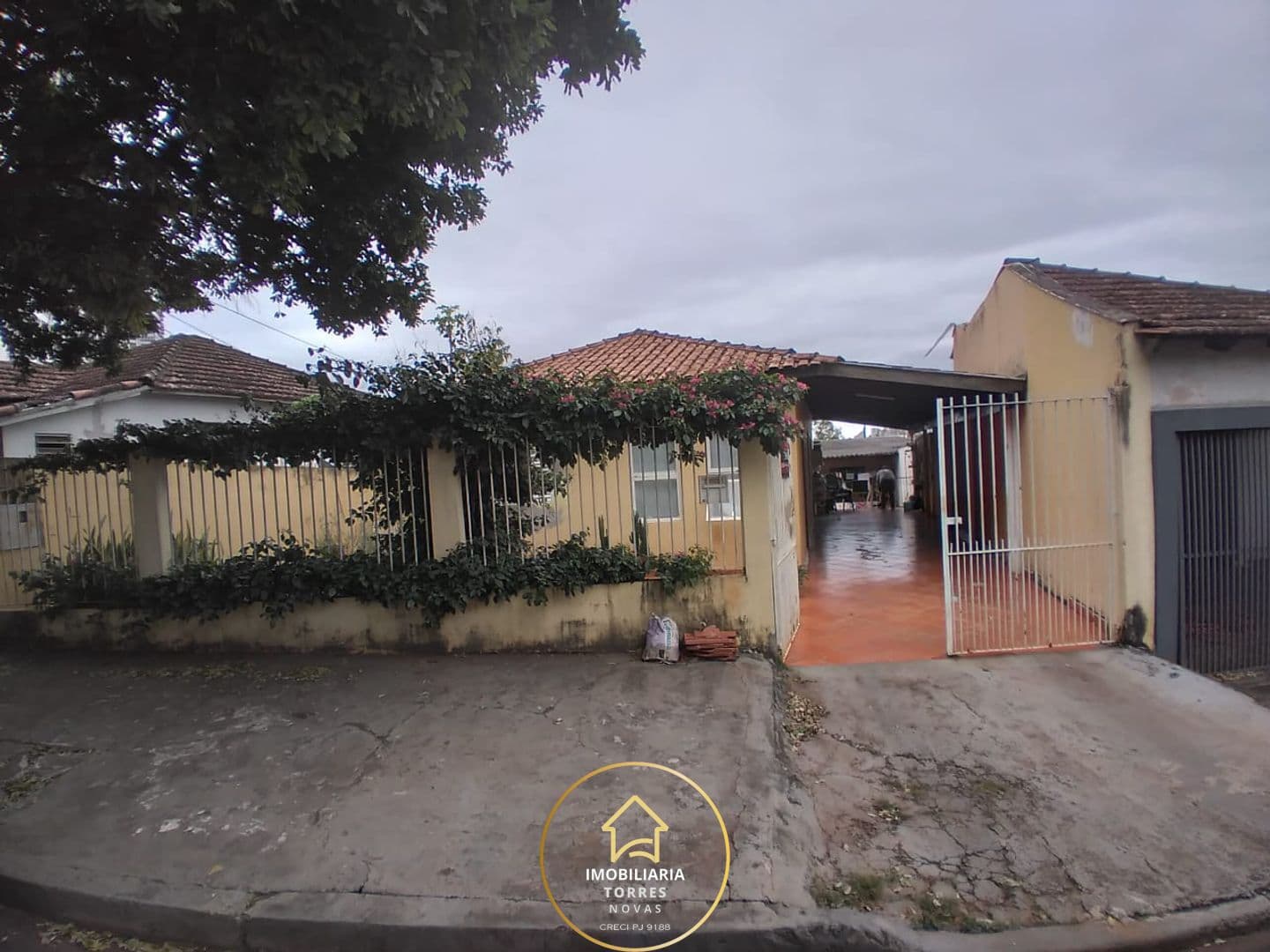 Casa em Londrina - Gleba Fazenda Palhano