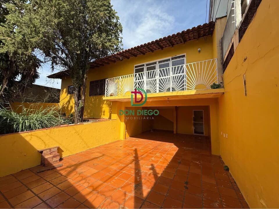 Sobrado Região Leste Prox. ao Centro - Londrina/PR