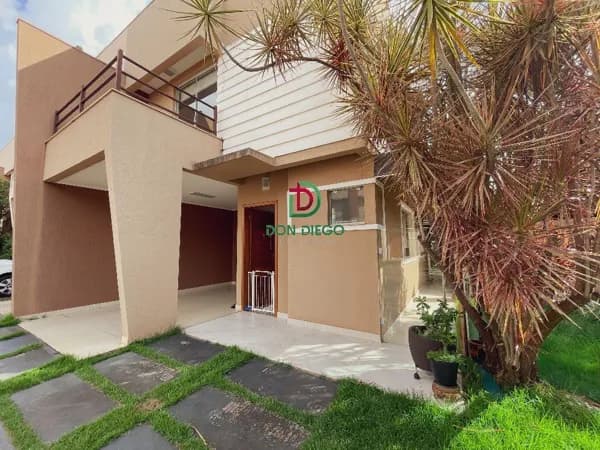 Casa à venda no bairro Jockey Club em Londrina/PR