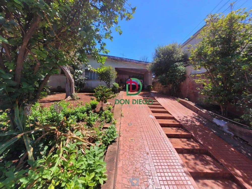 Casa à venda no bairro Boa Vista em Londrina/PR