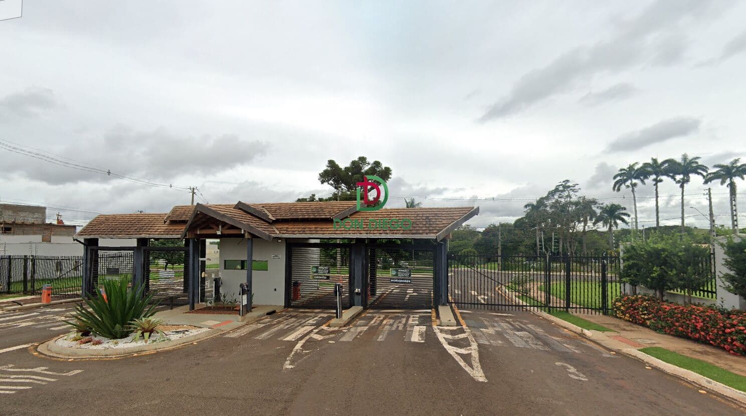 Terreno em Cond. Fechado Bella Vittá - Prox. UTFPR e Shopping Boulevard - Londrina/PR