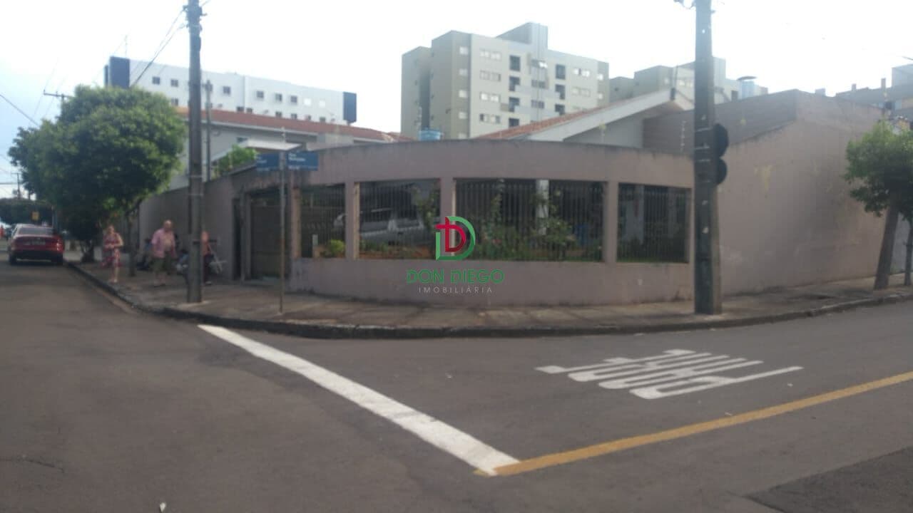 Casa próximo ao centro -Vila Brasil