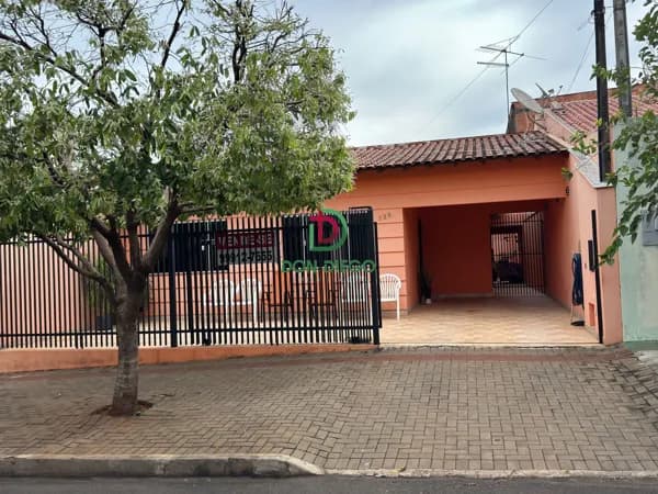 Casa a Venda no Bairro Santo Amaro em Cambé - PR