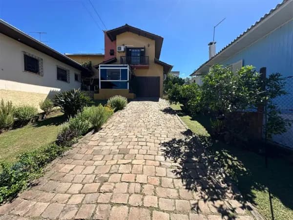 Casa à venda no bairro Planalto em Farroupilha/RS