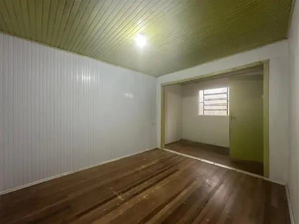 Casa à venda no bairro Cinquentenário em Farroupilha/RS