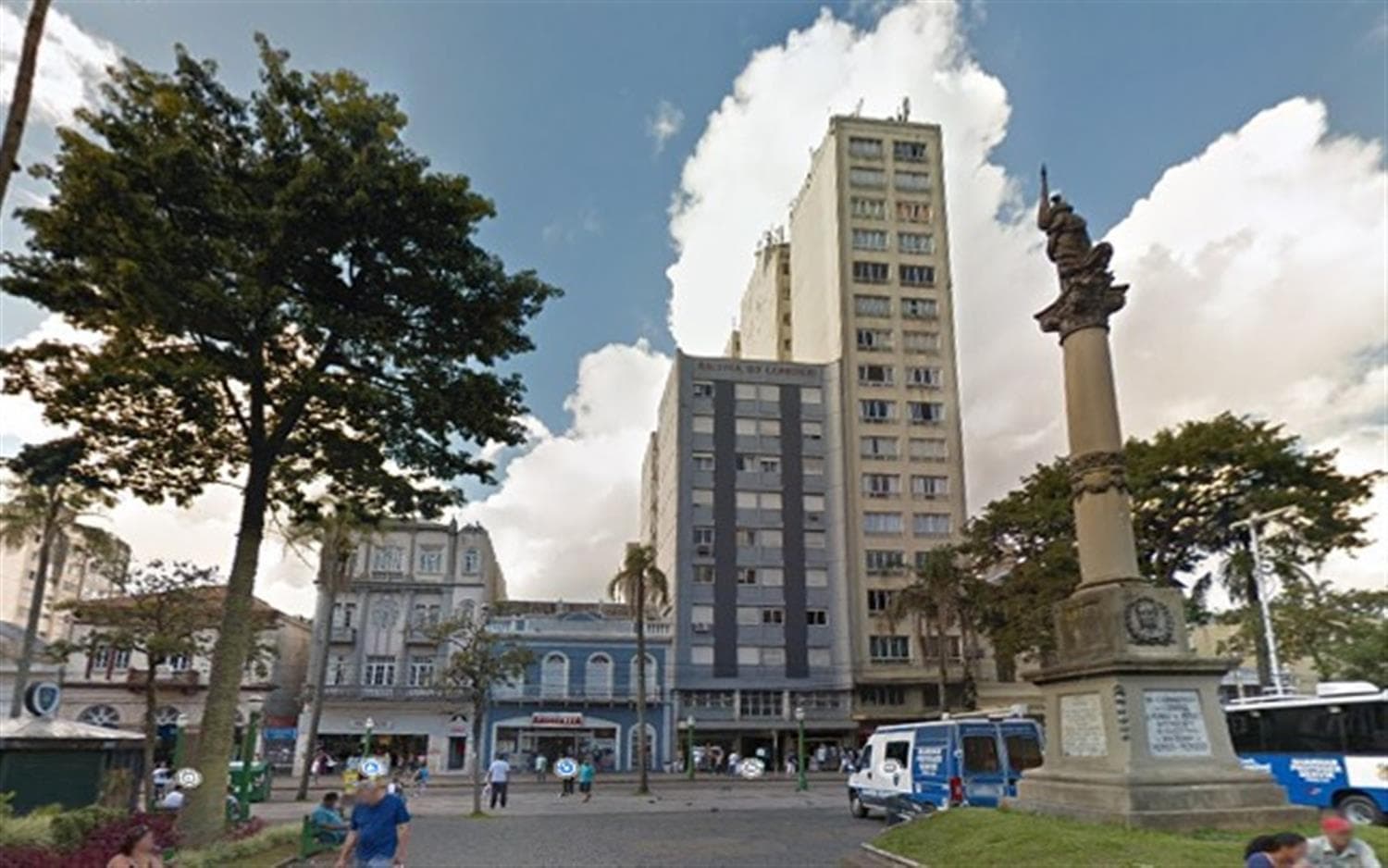 Apartamento à venda no bairro Centro em Caxias do Sul/RS