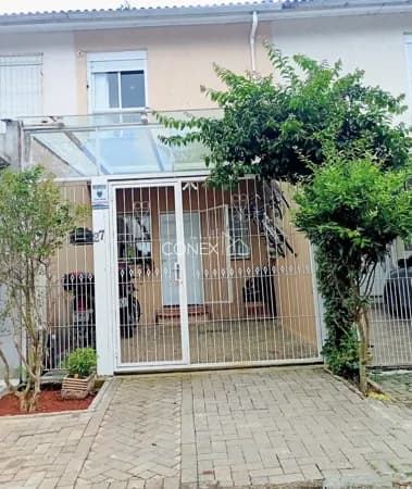 Sobrado com entrada individual