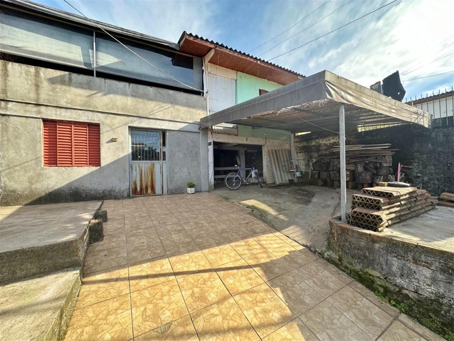 Casa à venda no bairro Cinquentenário em Farroupilha/RS
