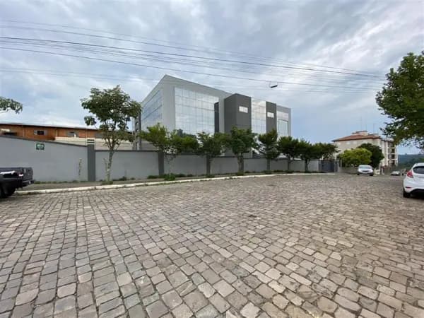 Prédio à venda no bairro São Francisco em Farroupilha/RS