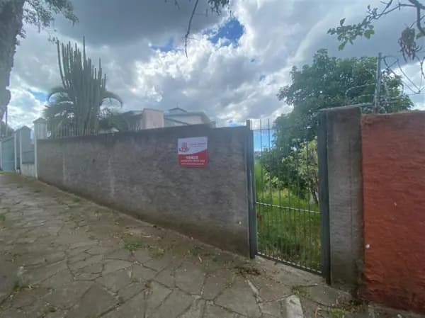 Terreno à venda no bairro Universitário em Caxias do Sul/RS