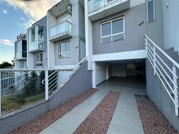 Sobrado à venda no bairro América em Farroupilha/RS