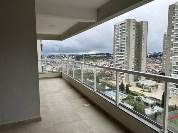 Apartamento à venda no bairro Madureira em Caxias do Sul/RS