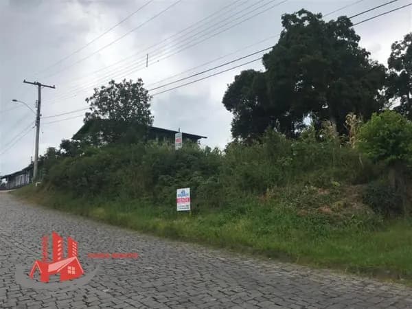 Terreno à venda no bairro Kayser em Caxias do Sul/RS