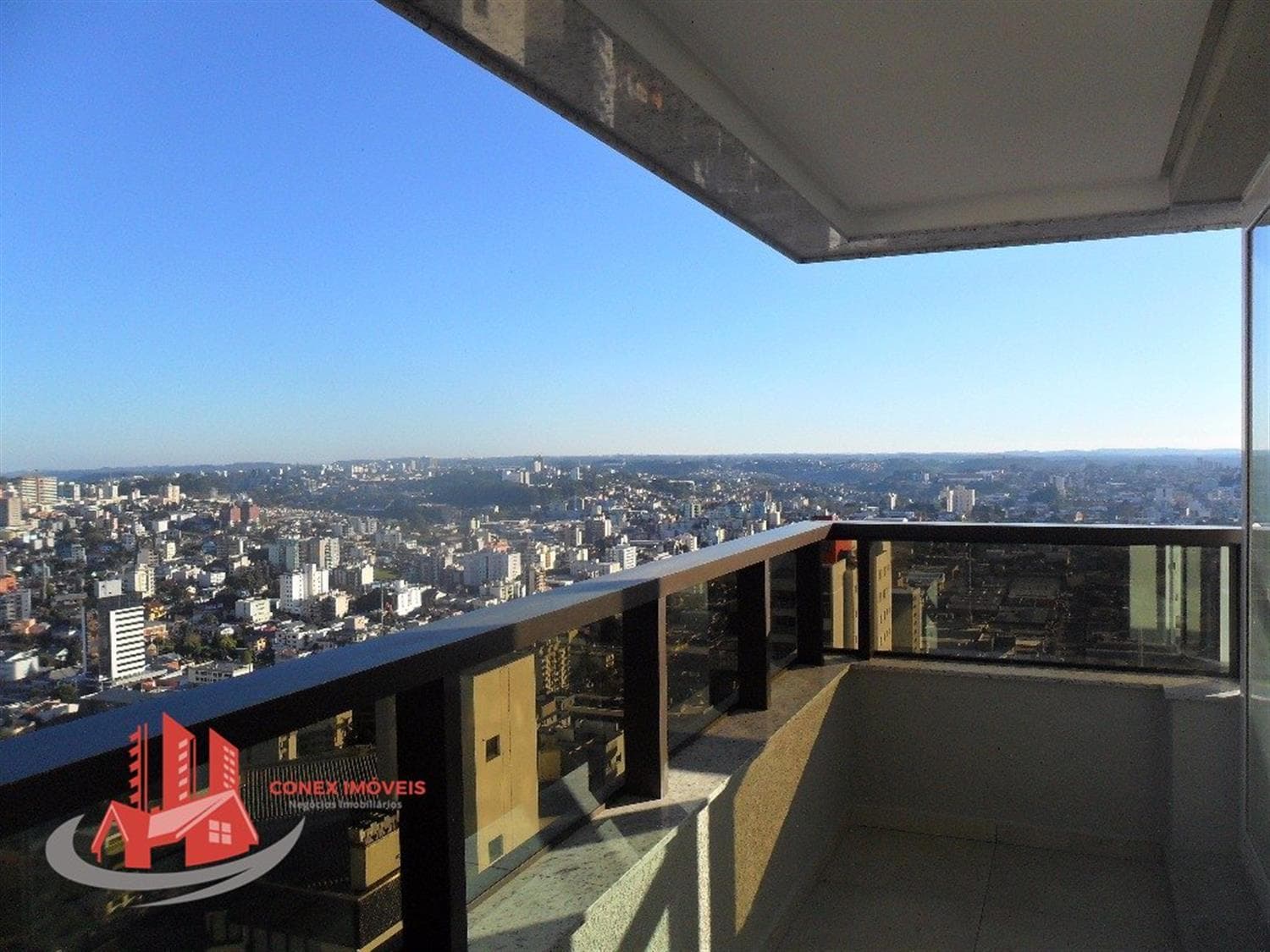 Apartamento à venda no bairro Madureira em Caxias do Sul/RS