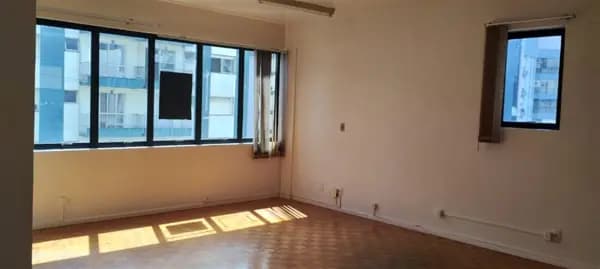 Sala à venda no bairro Centro em Caxias do Sul/RS
