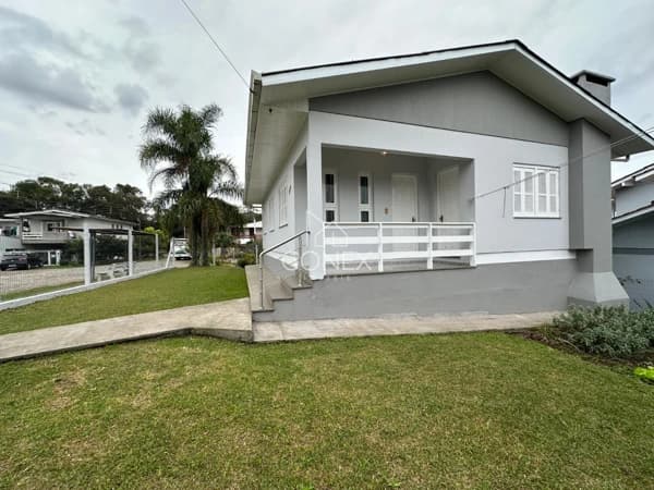 Casa à venda no bairro Bela Vista em Farroupilha/RS