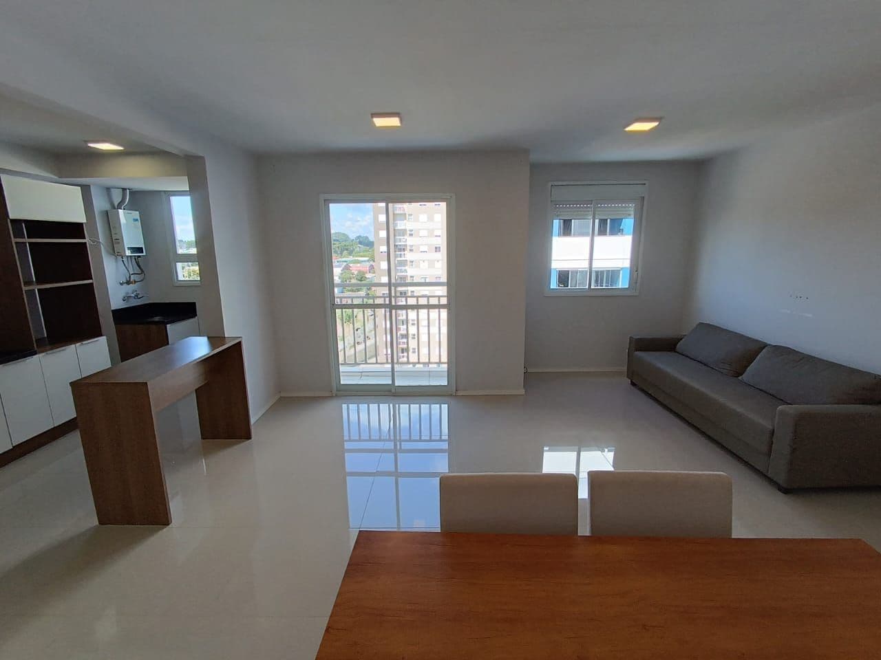 Apartamento à venda no bairro De Lazzer em Caxias do Sul/RS