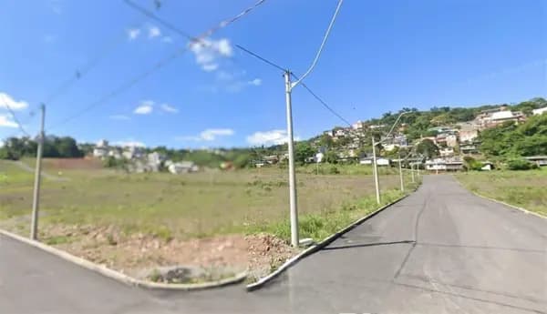 Terreno à venda no bairro Nossa Senhora das Graças em Caxias do Sul/RS
