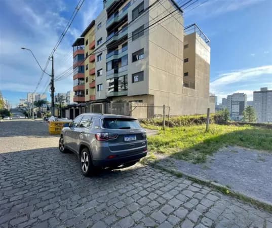 Terreno à venda no bairro Sanvitto em Caxias do Sul/RS