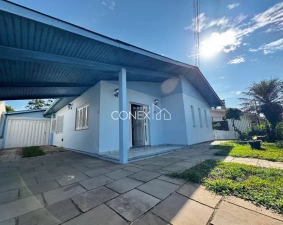 Casa ampla com PAtio Amplo e possibilidade de colocar Piscina