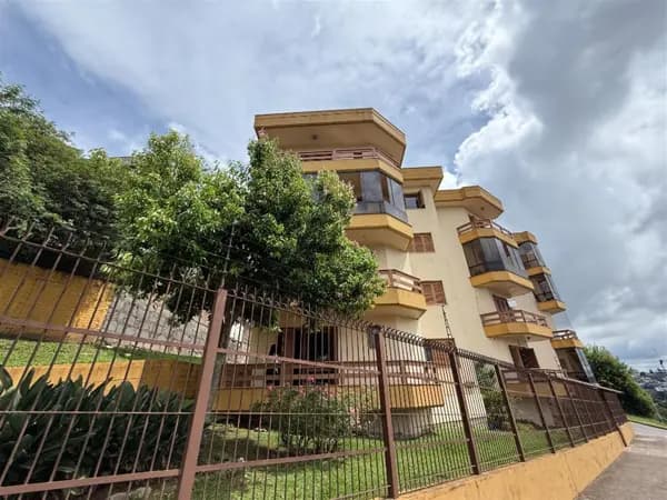 Apartamento à venda no bairro Floresta em Caxias do Sul/RS