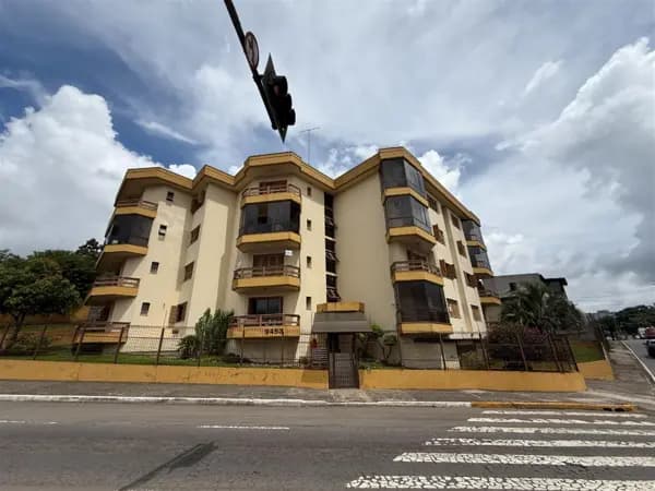 Apartamento à venda no bairro Floresta em Caxias do Sul/RS