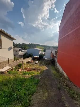 Terreno à venda no bairro Cidade Nova em Caxias do Sul/RS