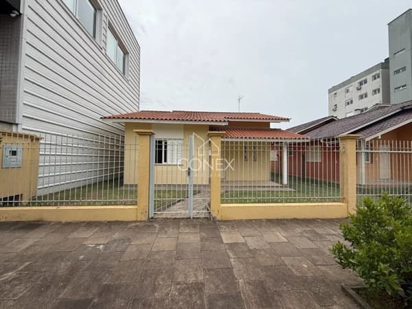 Casa no Centro de Farroupilha Patio Amplo