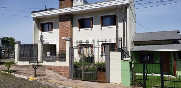Casa à venda no bairro São Luiz em Farroupilha/RS