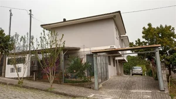 Casa à venda no bairro Rio Branco em Caxias do Sul/RS