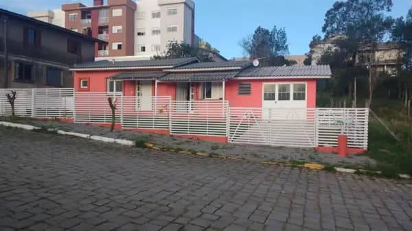 Casa à venda no bairro Imigrante em Farroupilha/RS