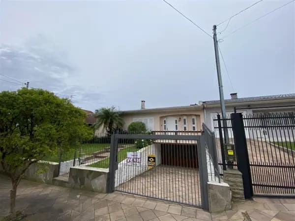 Casa à venda no bairro São Luiz em Farroupilha/RS