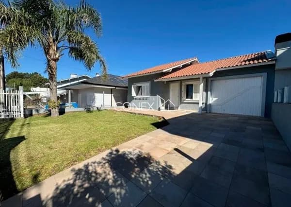 Casa Ampla 3 dormitorios sendo 1 suite