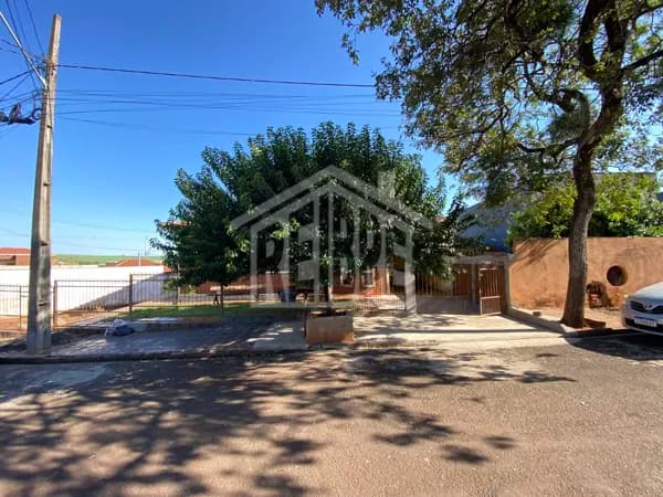 🏡 Casa à Venda – Ótima Localização na Pompéia! 🏡