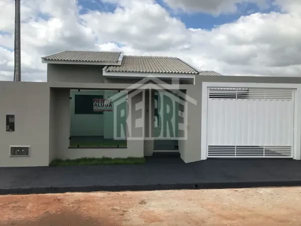Casa em Bandeirantes - Euripedes Rodrigues