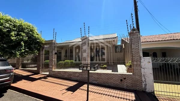 Casa Alto Padrão em Jardim Moretti, Bandeirantes/PR