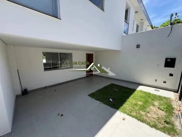 Casa Geminada 3 Quartos Santa Amélia