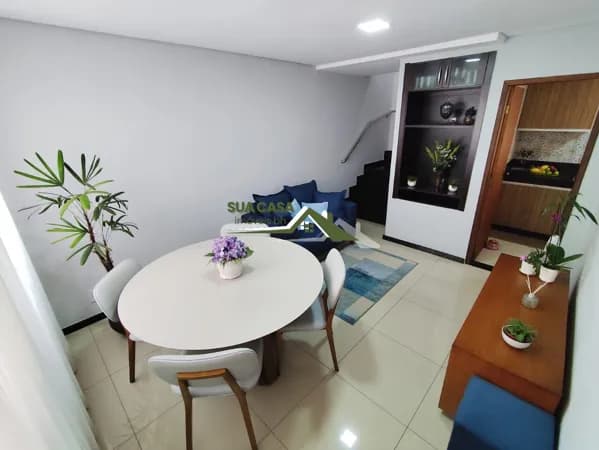 Casa de Condomínio em Belo Horizonte - Santa Mônica