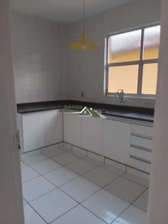 Apartamento - 3 Quartos - 3 Banheiros - 90m²