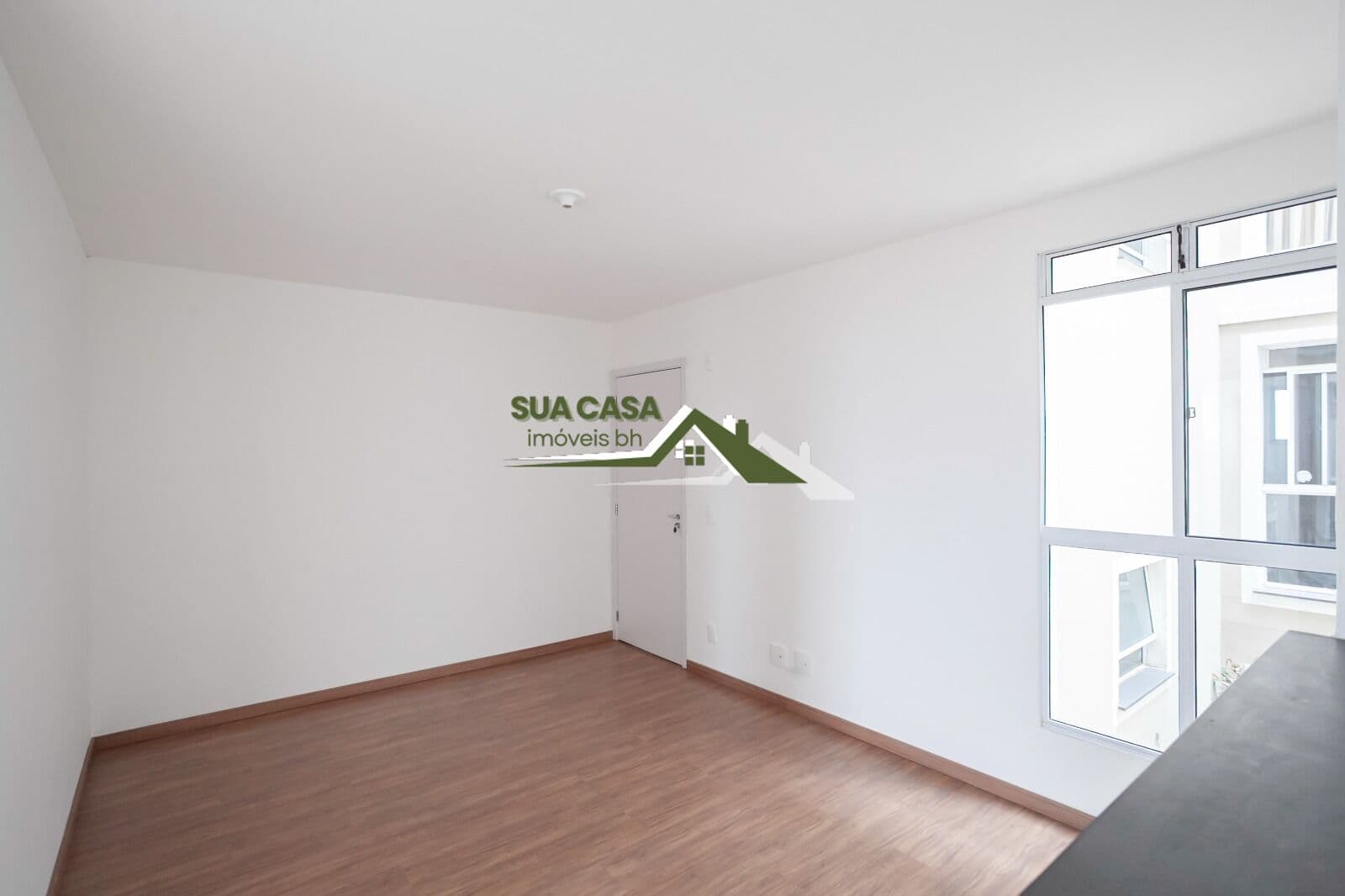 Apartamento - Bairro: Serra Dourada - Vaga Demarcada