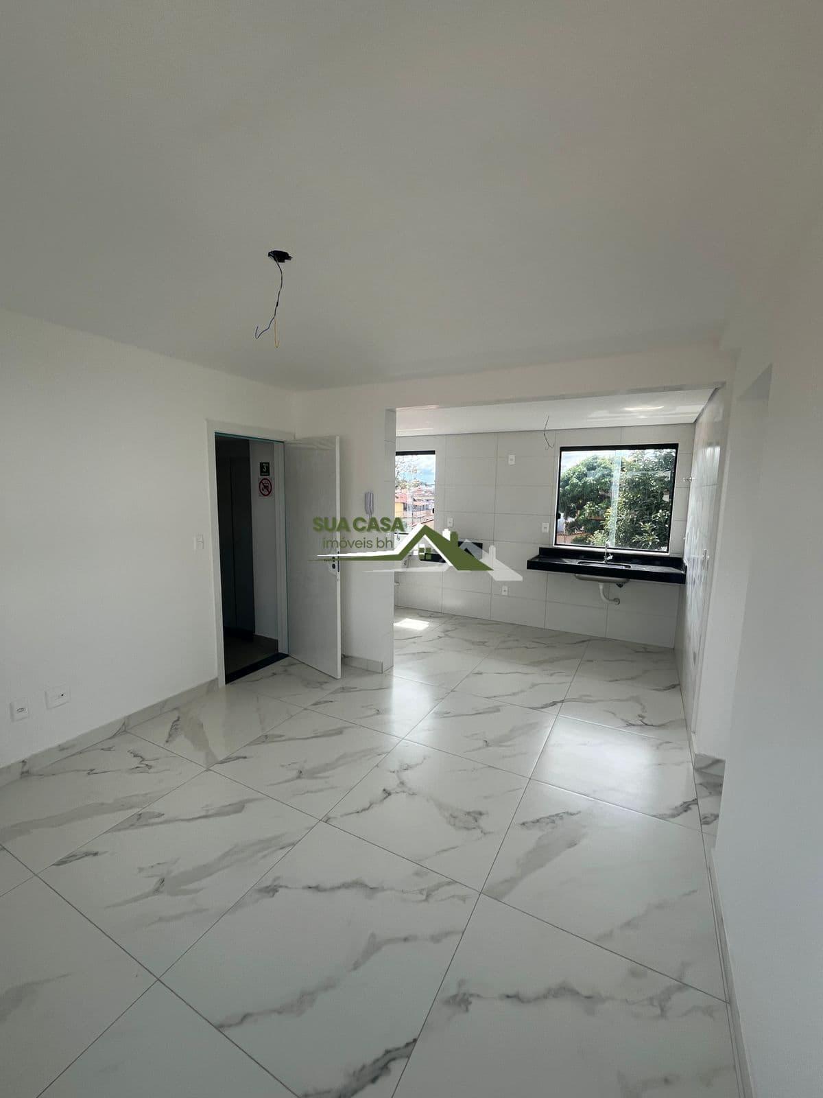 Apartamento - 2 Quartos - Bairro:Rio Branco
